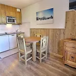 Confortable 2 Pieces, Skis Aux Pieds, Proche Commerces - Fr-1-182a-30 * Courchevel