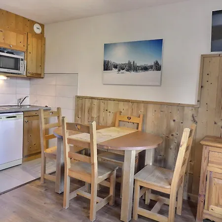 Apartment 2 Pieces Pour 4 Personnes Avec Balcon - Le Grand Bois A, La Tania - Fr-1-182a-30