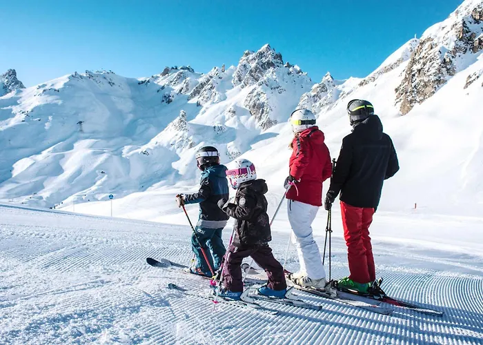 Confortable 2 Pieces, Skis Aux Pieds, Proche Commerces - Fr-1-182a-30 Courchevel